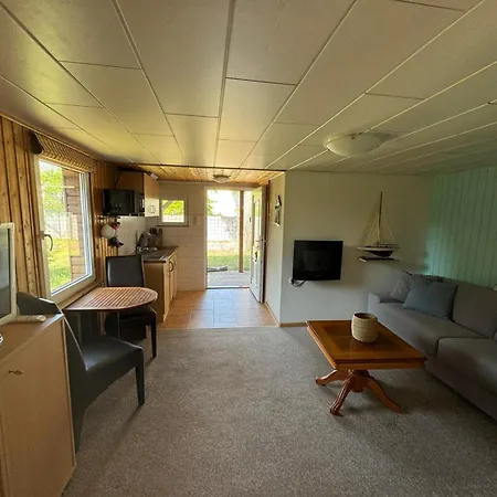 Huhnhaus - Rustikales Blockbohlenhaus