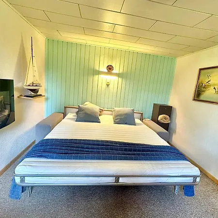 Ferienhaus Huhnhaus – Rustikales Blockbohlenhaus Zinnowitz